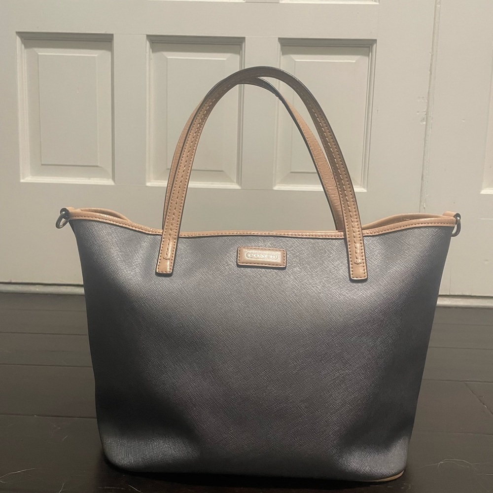 Coach tote bag in leather